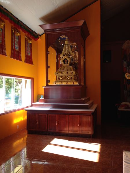 File:Pema Osel Ling - Kudung Stupa 2.jpg
